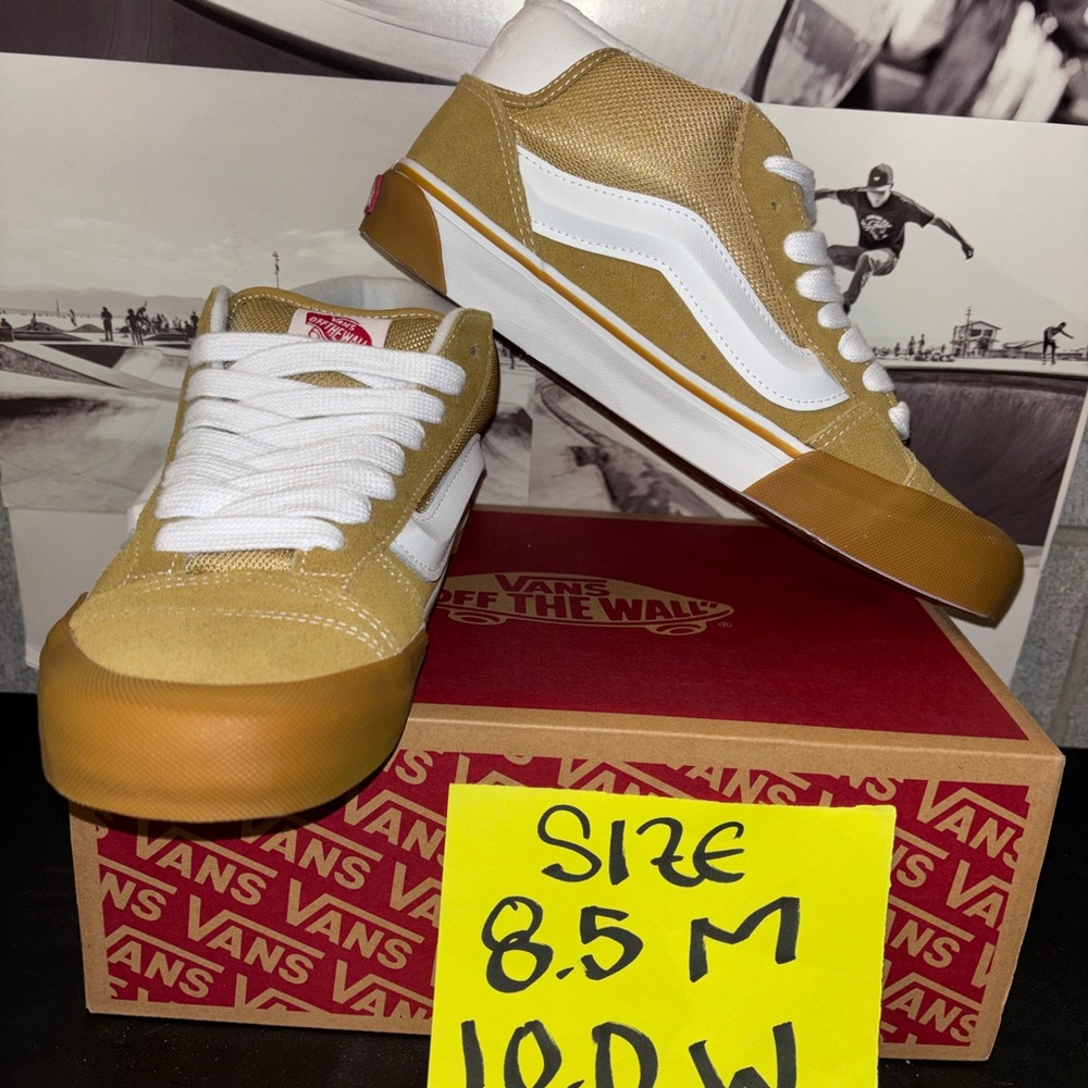 Vans Knu Mid sz 8.5 Men 10.0 Woman